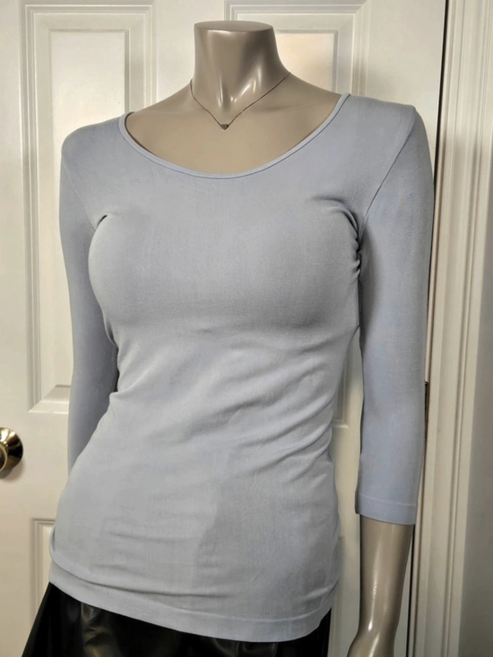 C'est Moi Bamboo 3/4 Sleeve Scoop Neck Top Blue